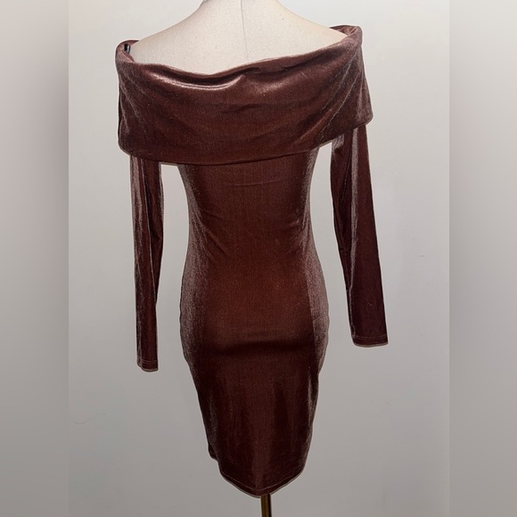 Forever 21 off the shoulder velvet midi dress (champagne pink) sz S - Picture 6 of 11